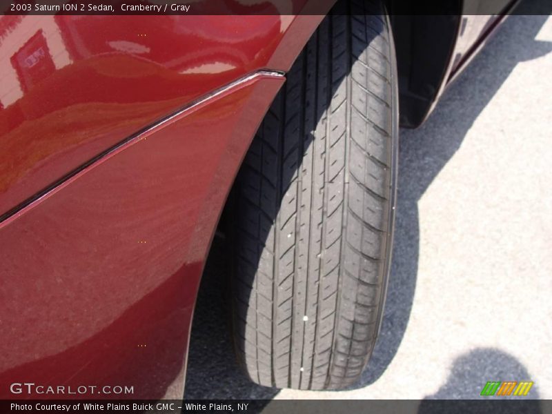 Cranberry / Gray 2003 Saturn ION 2 Sedan