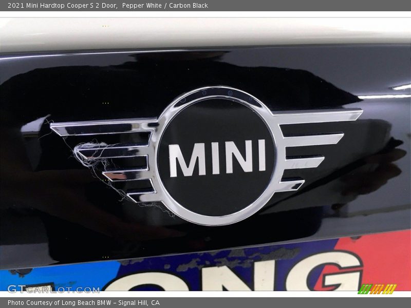 Pepper White / Carbon Black 2021 Mini Hardtop Cooper S 2 Door