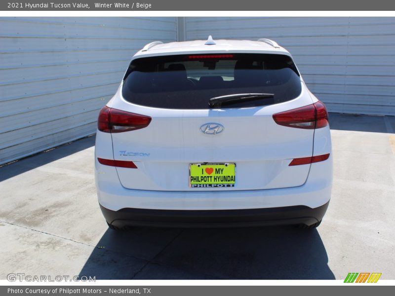 Winter White / Beige 2021 Hyundai Tucson Value