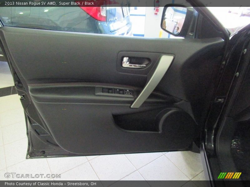 Super Black / Black 2013 Nissan Rogue SV AWD