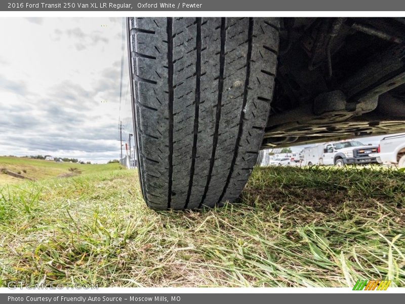 Oxford White / Pewter 2016 Ford Transit 250 Van XL LR Regular