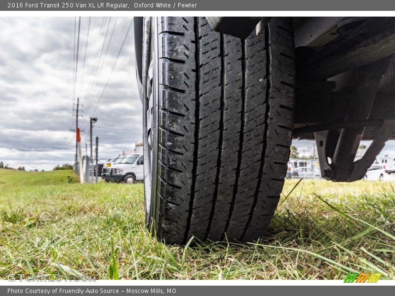 Oxford White / Pewter 2016 Ford Transit 250 Van XL LR Regular