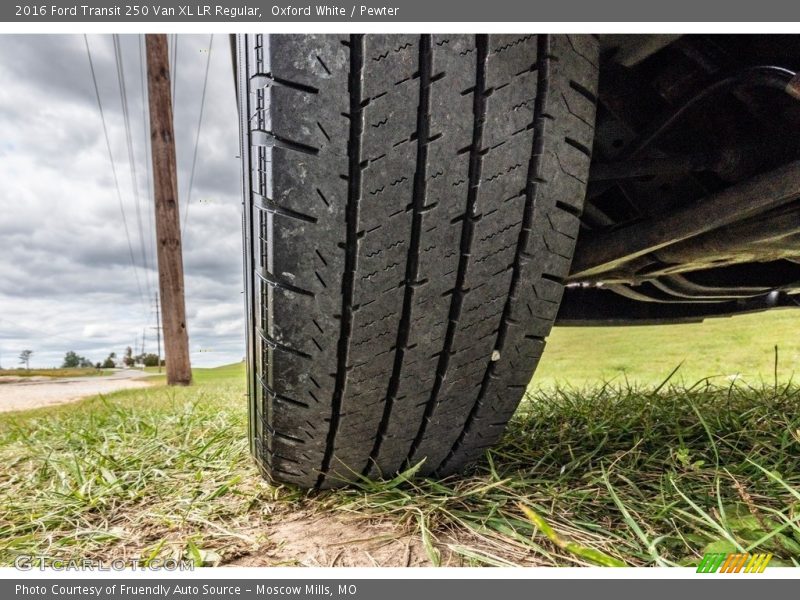Oxford White / Pewter 2016 Ford Transit 250 Van XL LR Regular