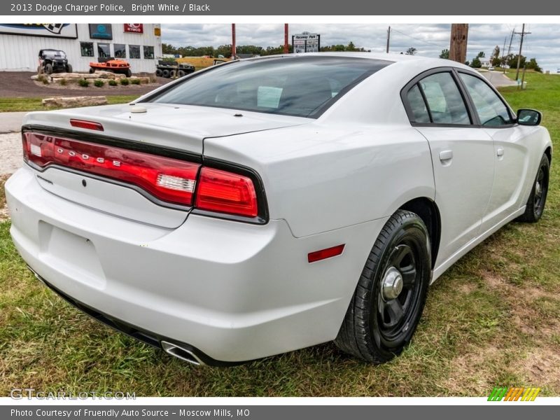 Bright White / Black 2013 Dodge Charger Police