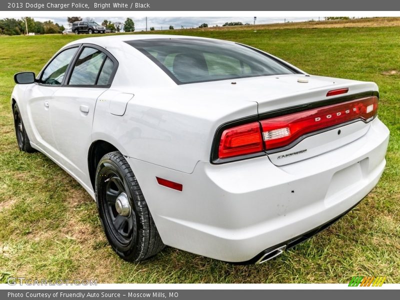 Bright White / Black 2013 Dodge Charger Police