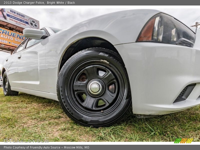 Bright White / Black 2013 Dodge Charger Police