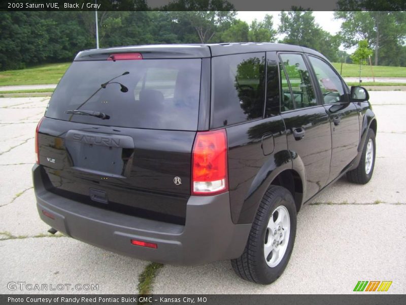Black / Gray 2003 Saturn VUE