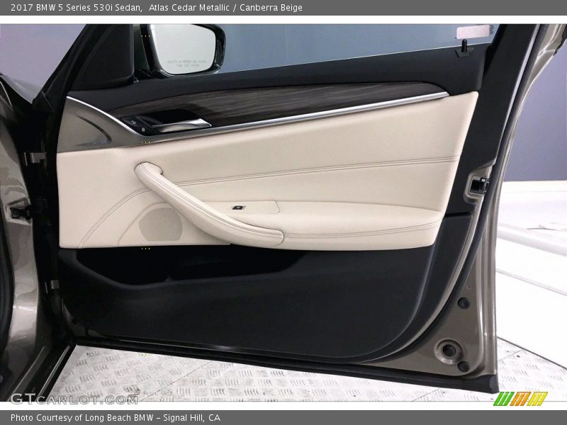 Atlas Cedar Metallic / Canberra Beige 2017 BMW 5 Series 530i Sedan