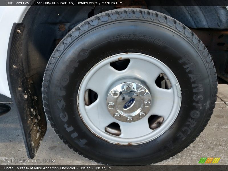 Oxford White / Medium Flint 2006 Ford F250 Super Duty XL SuperCab