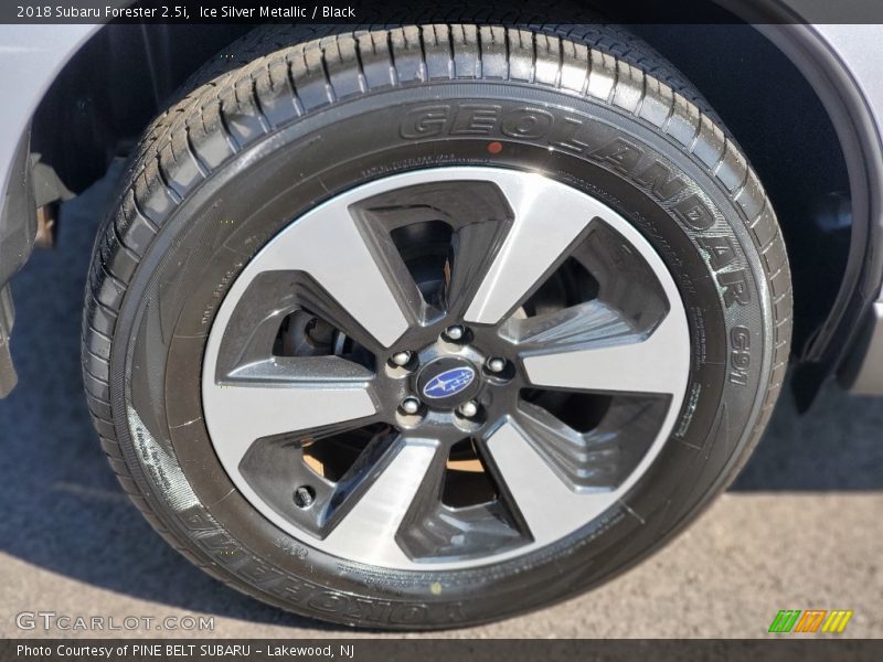 Ice Silver Metallic / Black 2018 Subaru Forester 2.5i