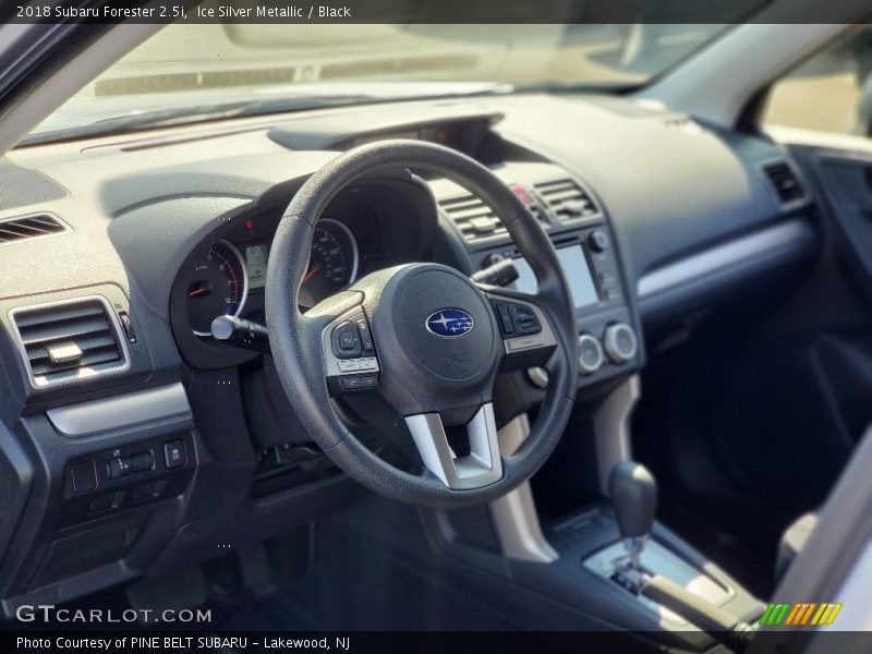 Ice Silver Metallic / Black 2018 Subaru Forester 2.5i