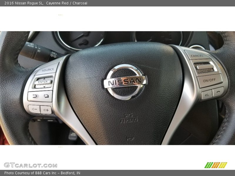 Cayenne Red / Charcoal 2016 Nissan Rogue SL