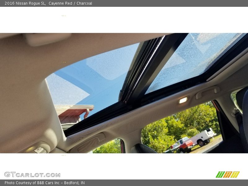 Cayenne Red / Charcoal 2016 Nissan Rogue SL