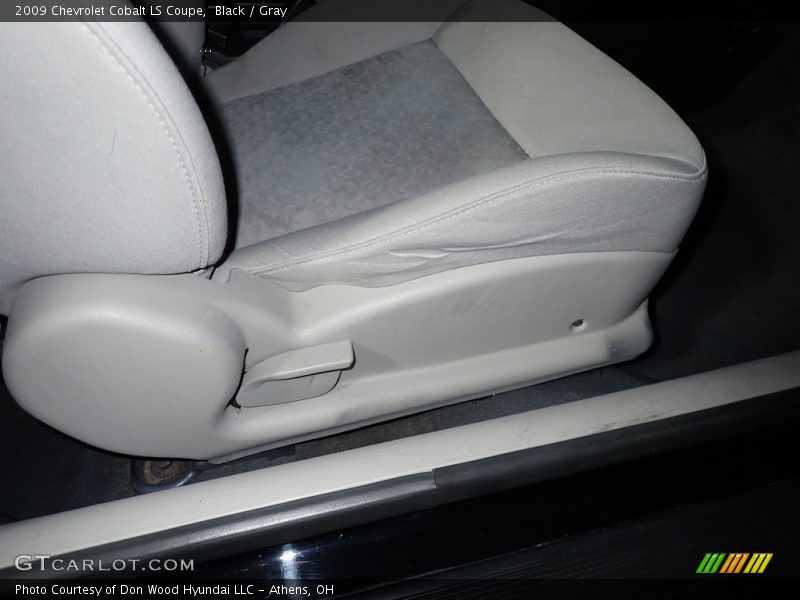 Black / Gray 2009 Chevrolet Cobalt LS Coupe