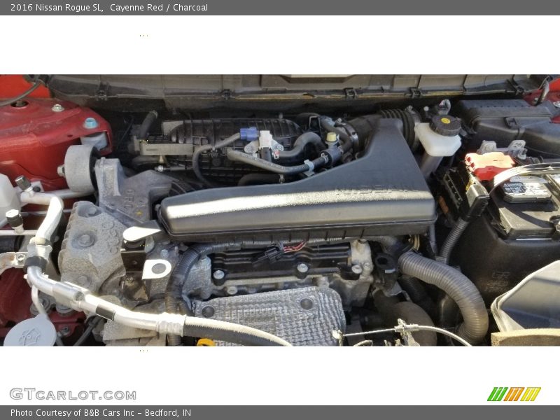 Cayenne Red / Charcoal 2016 Nissan Rogue SL