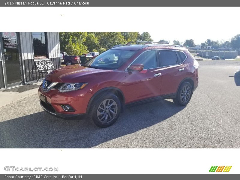 Cayenne Red / Charcoal 2016 Nissan Rogue SL
