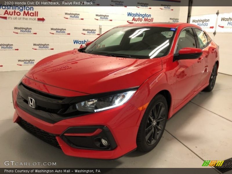 Front 3/4 View of 2020 Civic EX Hatchback