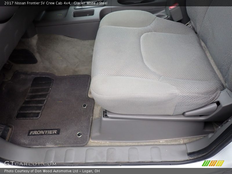 Glacier White / Steel 2017 Nissan Frontier SV Crew Cab 4x4