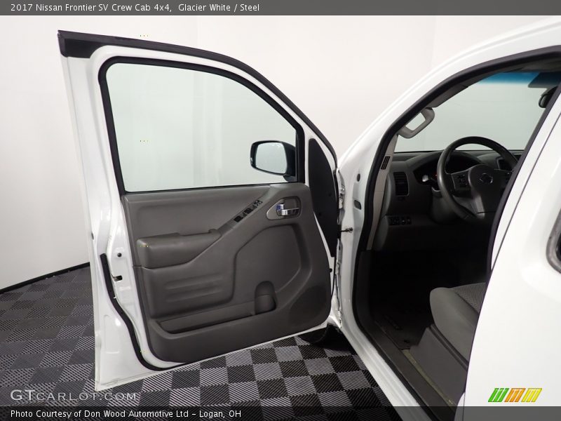 Glacier White / Steel 2017 Nissan Frontier SV Crew Cab 4x4