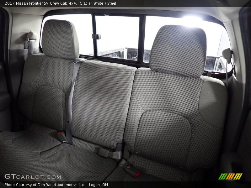 Glacier White / Steel 2017 Nissan Frontier SV Crew Cab 4x4