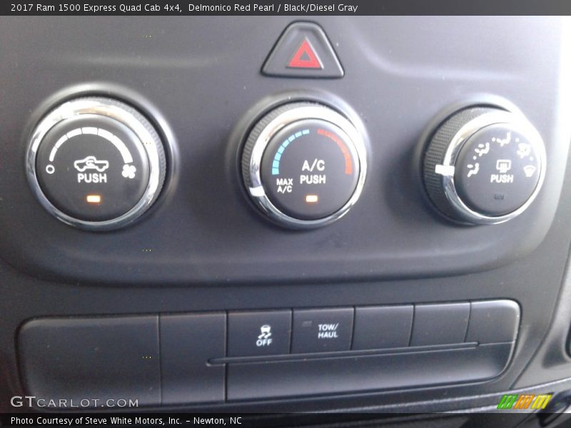 Delmonico Red Pearl / Black/Diesel Gray 2017 Ram 1500 Express Quad Cab 4x4