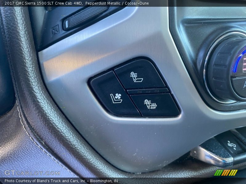Controls of 2017 Sierra 1500 SLT Crew Cab 4WD