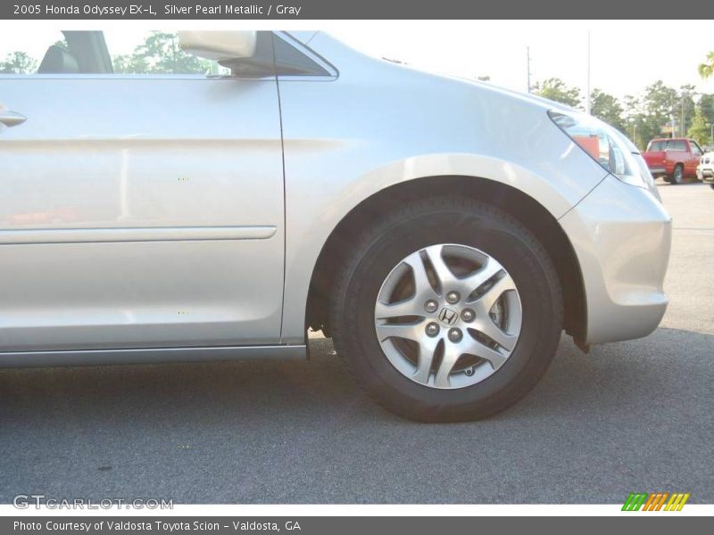 Silver Pearl Metallic / Gray 2005 Honda Odyssey EX-L