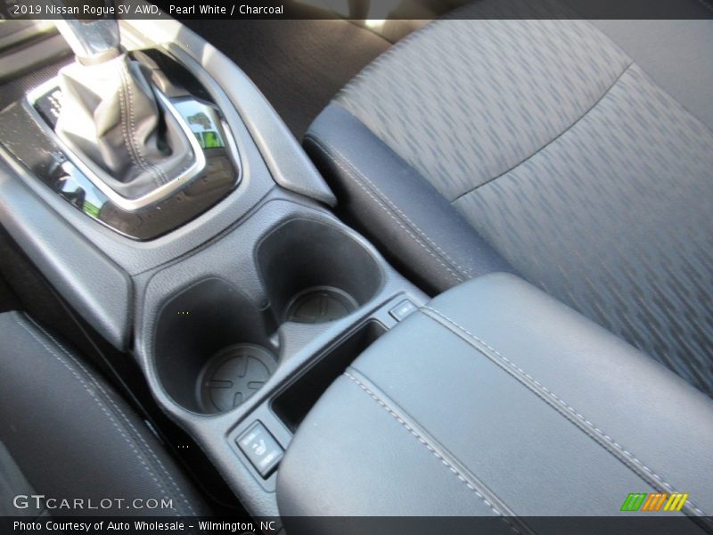 Pearl White / Charcoal 2019 Nissan Rogue SV AWD