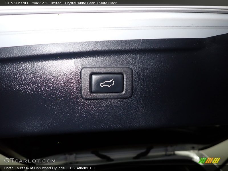 Crystal White Pearl / Slate Black 2015 Subaru Outback 2.5i Limited
