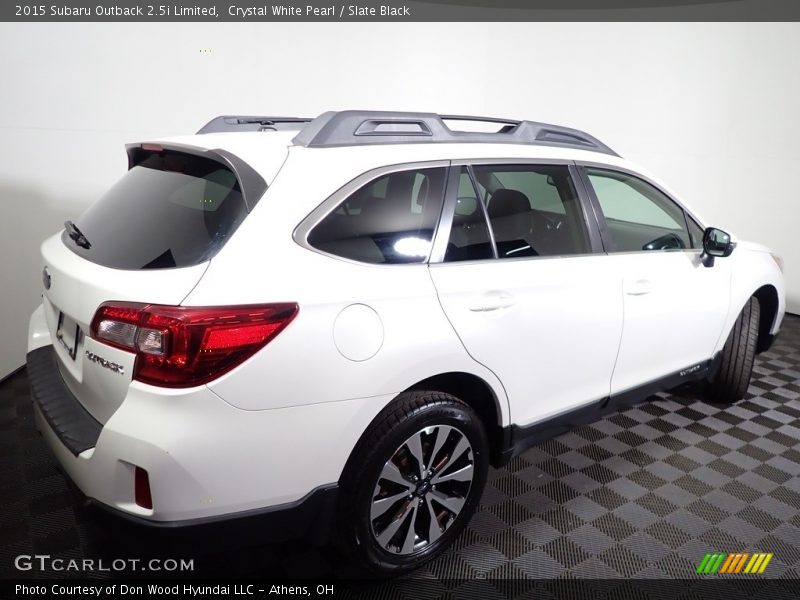 Crystal White Pearl / Slate Black 2015 Subaru Outback 2.5i Limited