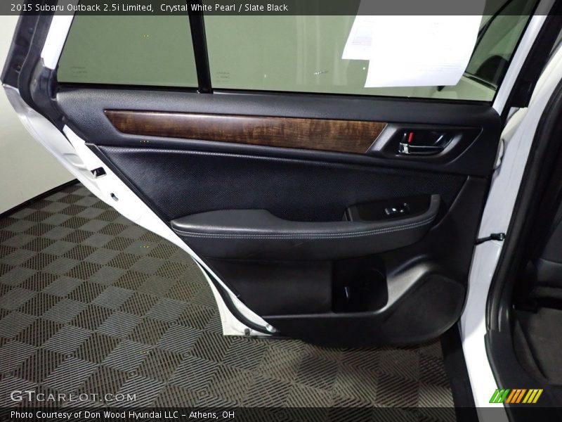 Crystal White Pearl / Slate Black 2015 Subaru Outback 2.5i Limited