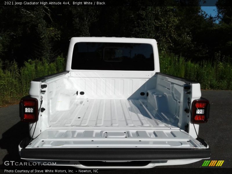 Bright White / Black 2021 Jeep Gladiator High Altitude 4x4