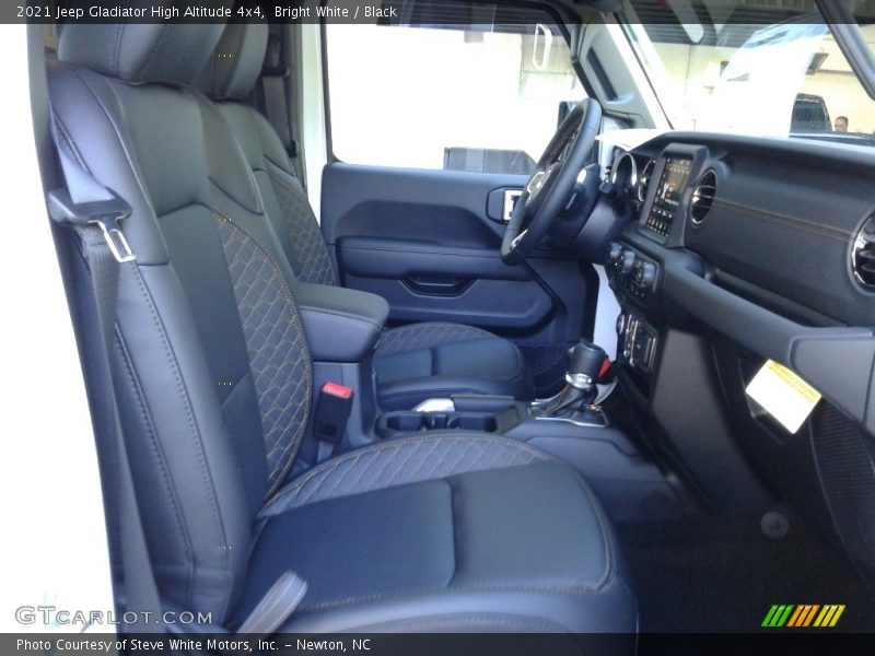 Bright White / Black 2021 Jeep Gladiator High Altitude 4x4