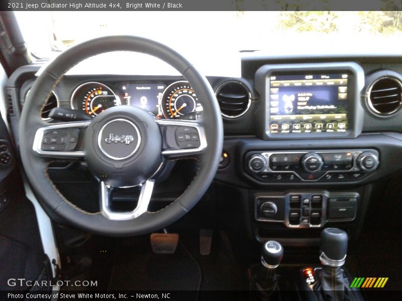 Bright White / Black 2021 Jeep Gladiator High Altitude 4x4