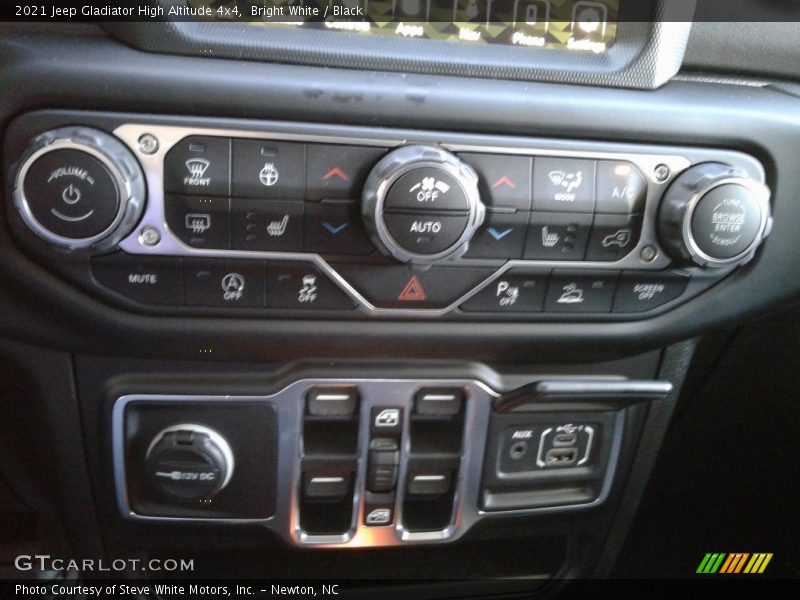 Bright White / Black 2021 Jeep Gladiator High Altitude 4x4