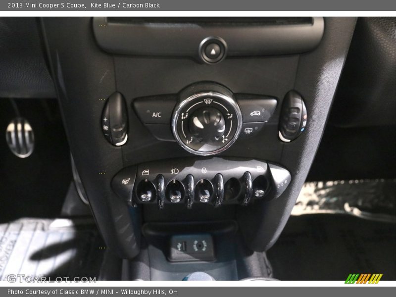 Kite Blue / Carbon Black 2013 Mini Cooper S Coupe