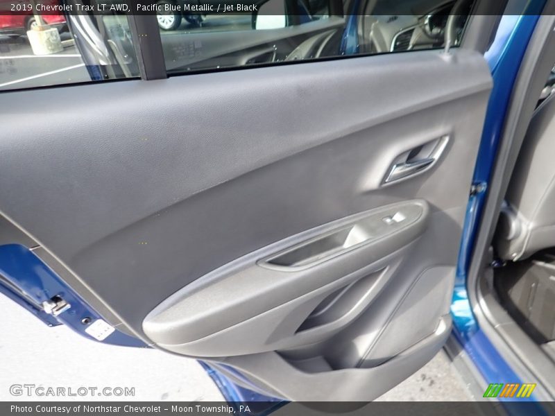Pacific Blue Metallic / Jet Black 2019 Chevrolet Trax LT AWD