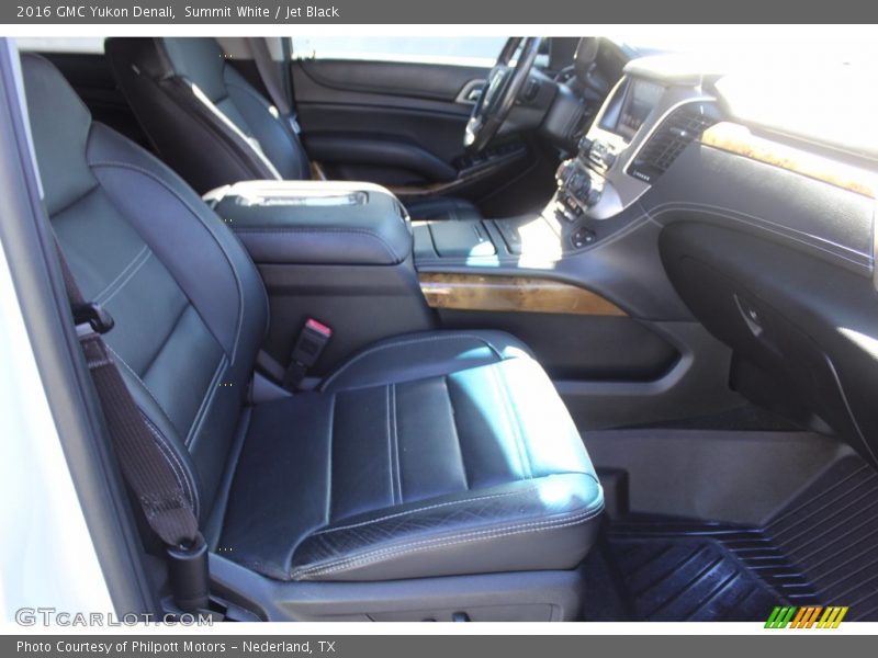 Summit White / Jet Black 2016 GMC Yukon Denali