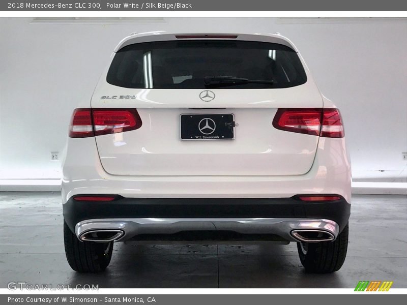 Polar White / Silk Beige/Black 2018 Mercedes-Benz GLC 300