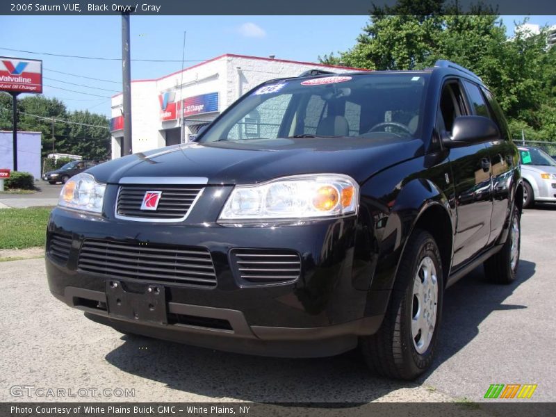 Black Onyx / Gray 2006 Saturn VUE