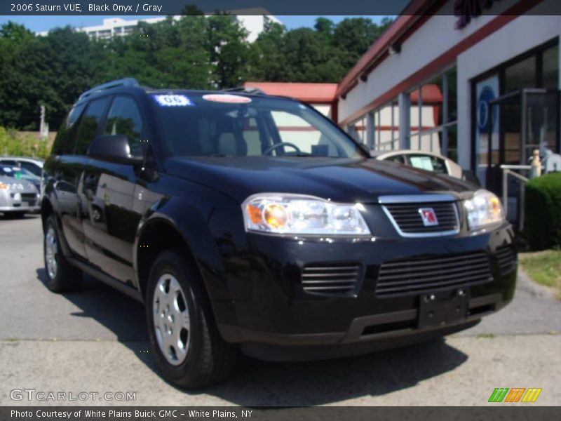 Black Onyx / Gray 2006 Saturn VUE