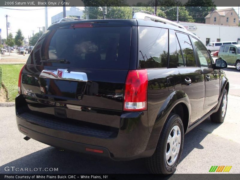 Black Onyx / Gray 2006 Saturn VUE