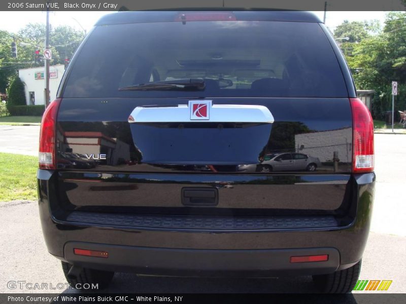 Black Onyx / Gray 2006 Saturn VUE