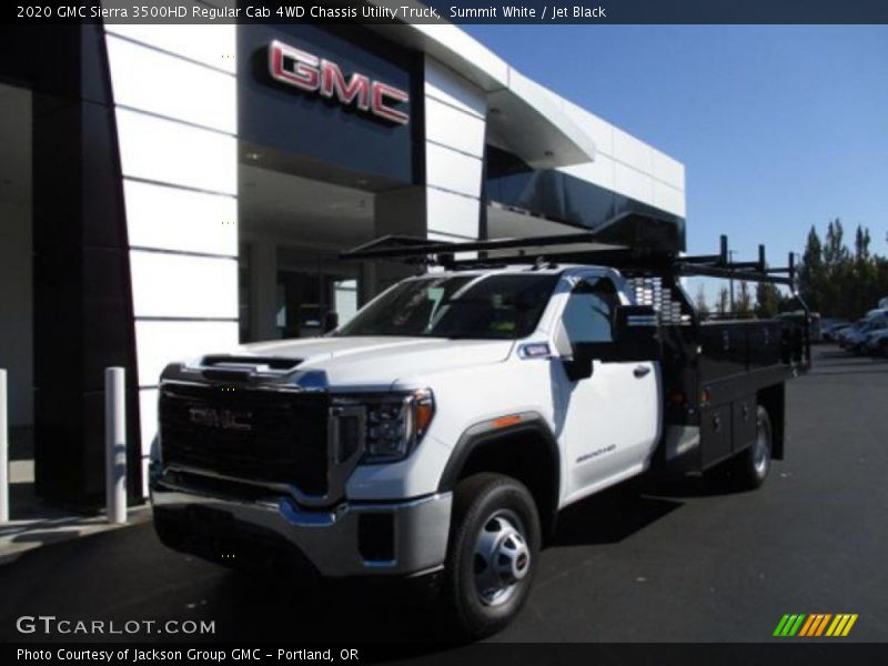 Summit White / Jet Black 2020 GMC Sierra 3500HD Regular Cab 4WD Chassis Utility Truck