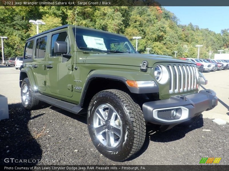 Front 3/4 View of 2021 Wrangler Unlimited Sahara 4x4
