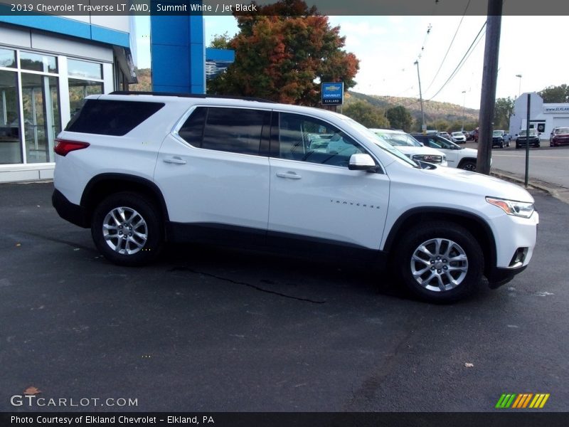 Summit White / Jet Black 2019 Chevrolet Traverse LT AWD