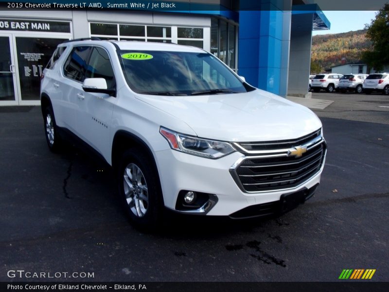 Summit White / Jet Black 2019 Chevrolet Traverse LT AWD