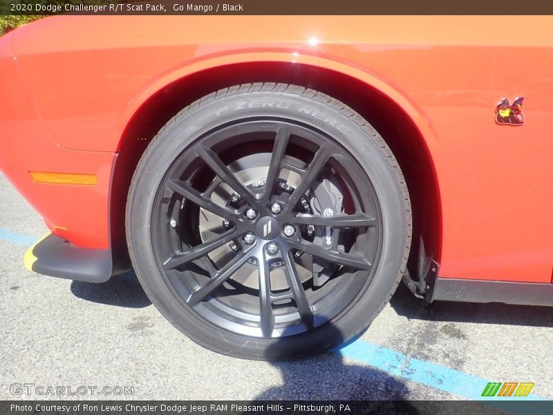 Go Mango / Black 2020 Dodge Challenger R/T Scat Pack