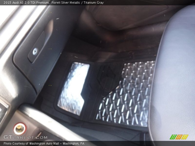 Florett Silver Metallic / Titanium Gray 2015 Audi A3 2.0 TDI Premium