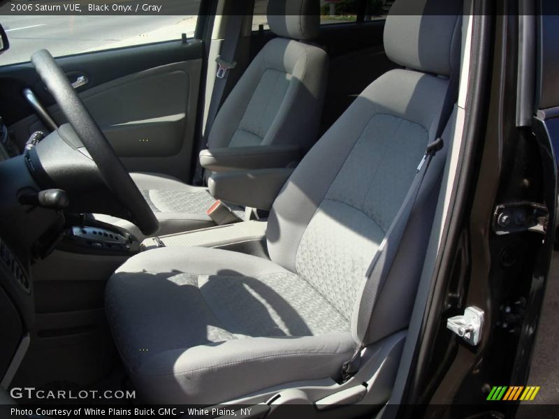 Black Onyx / Gray 2006 Saturn VUE